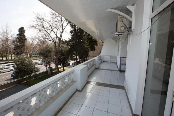 Giz Galasi Bulvar More Bakü Dış mekan fotoğraf